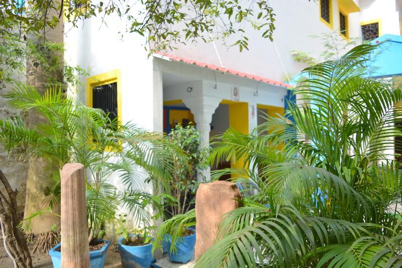 Hostelavie Varanasi — Photos 3